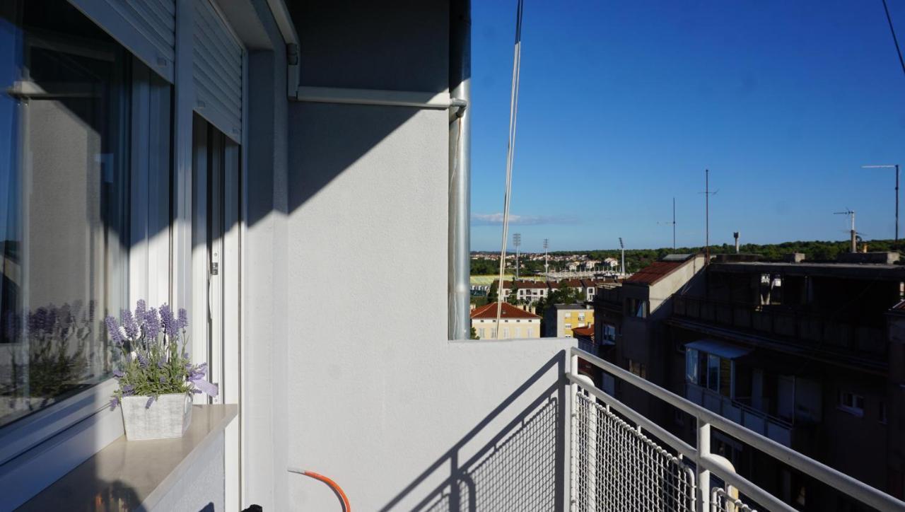 Apartman Luka Pula Buitenkant foto