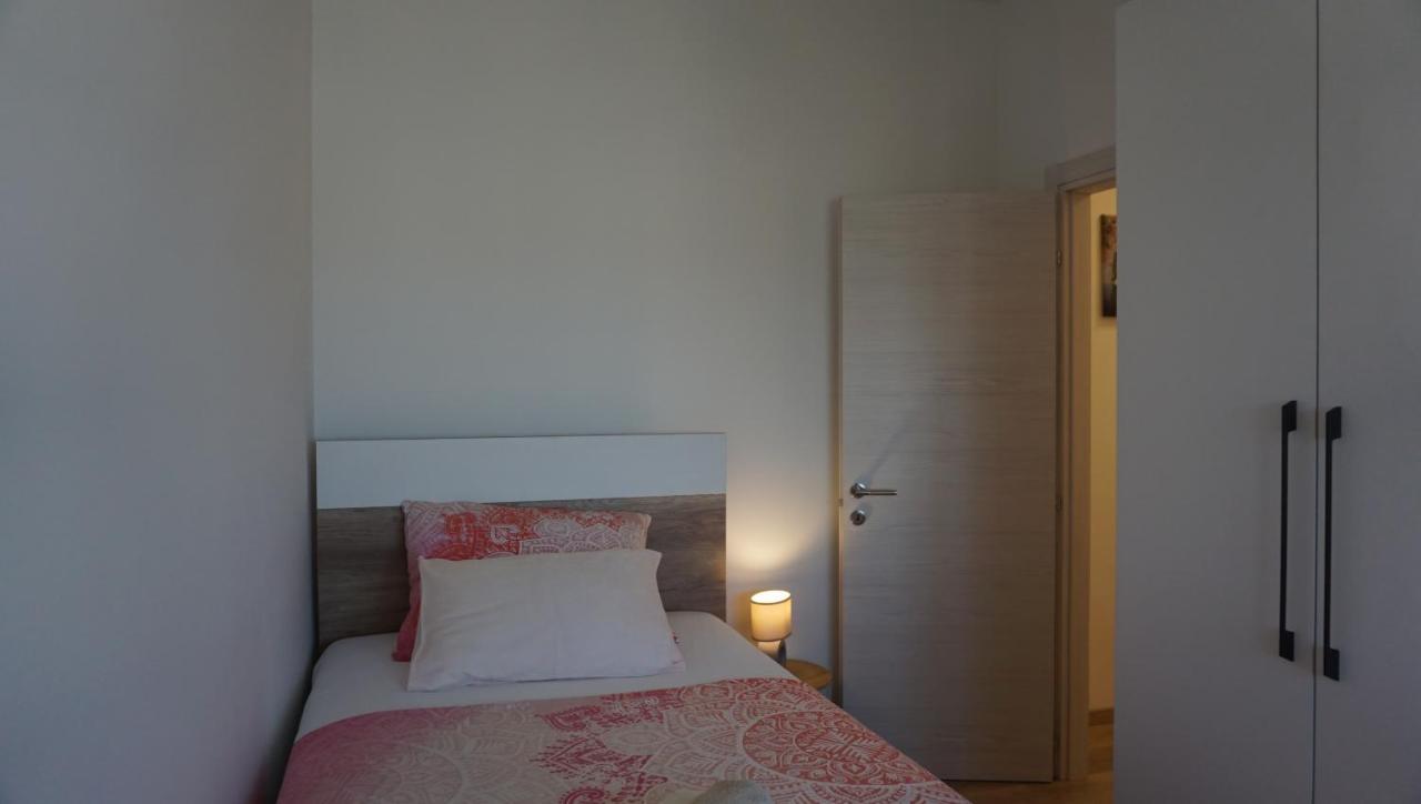 Apartman Luka Pula Buitenkant foto